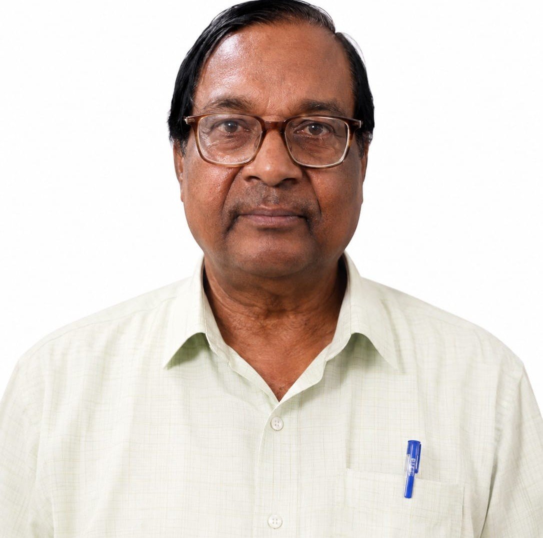 एन आर प्रधान  सेवा निवृत शिक्षक , ग्राम  लोइंग, वर्तमान  पंडरीपानी (पूर्व) 9243061007